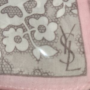🩷SALE YSL Stunningly Beautiful Pink Scarf